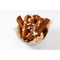 Гренки ржаные с чесноком